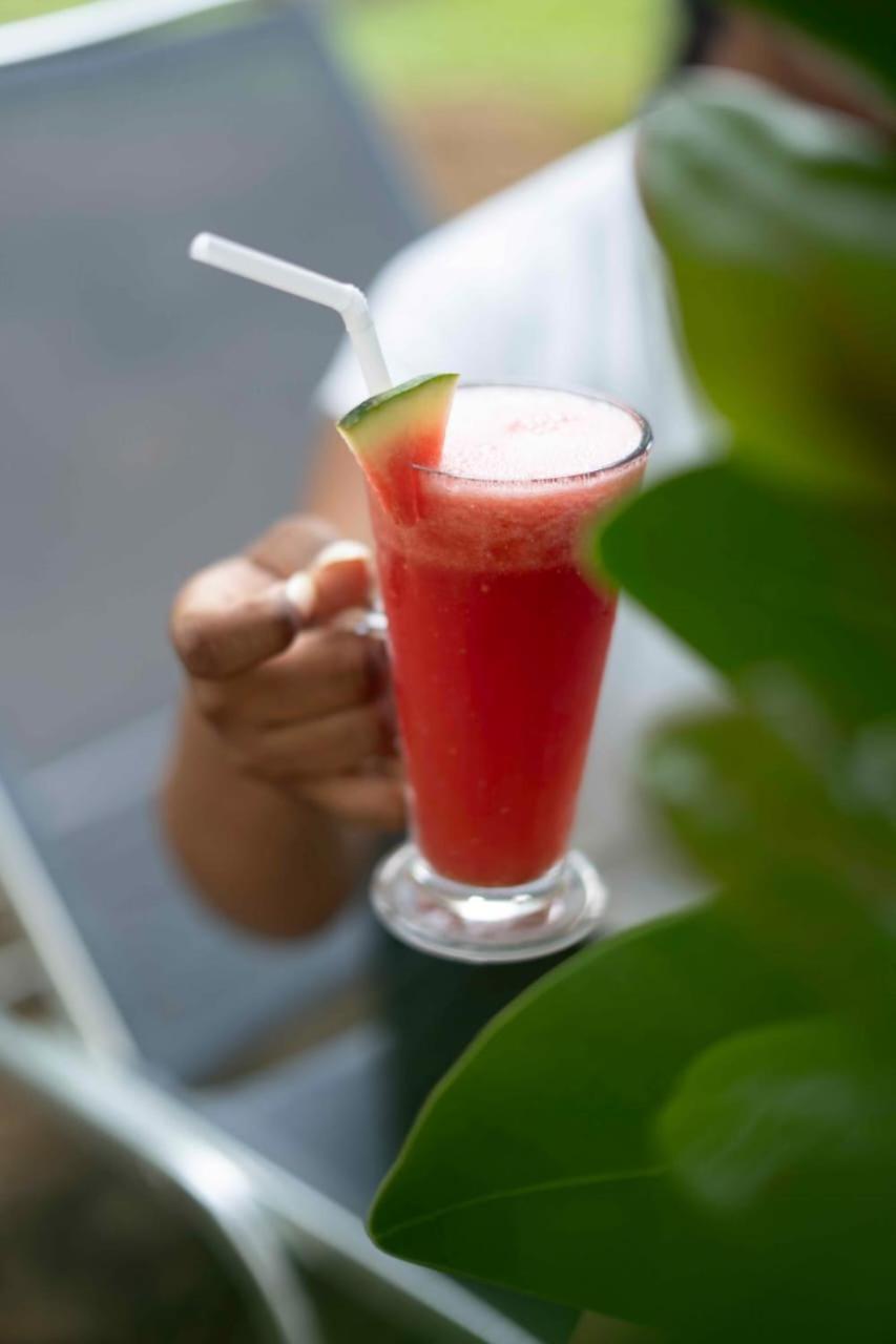 黄玉海滩酒店 尼甘布 外观 照片